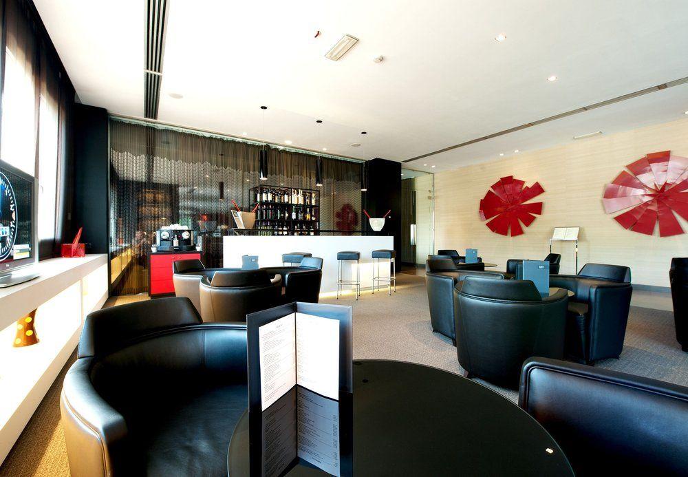 Ac Hotel Padova By Marriott Exterior photo