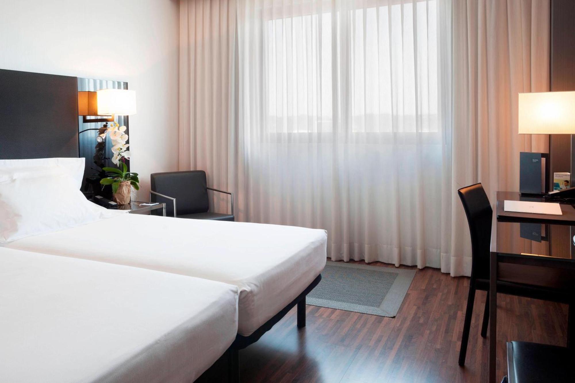 Ac Hotel Padova By Marriott Exterior photo