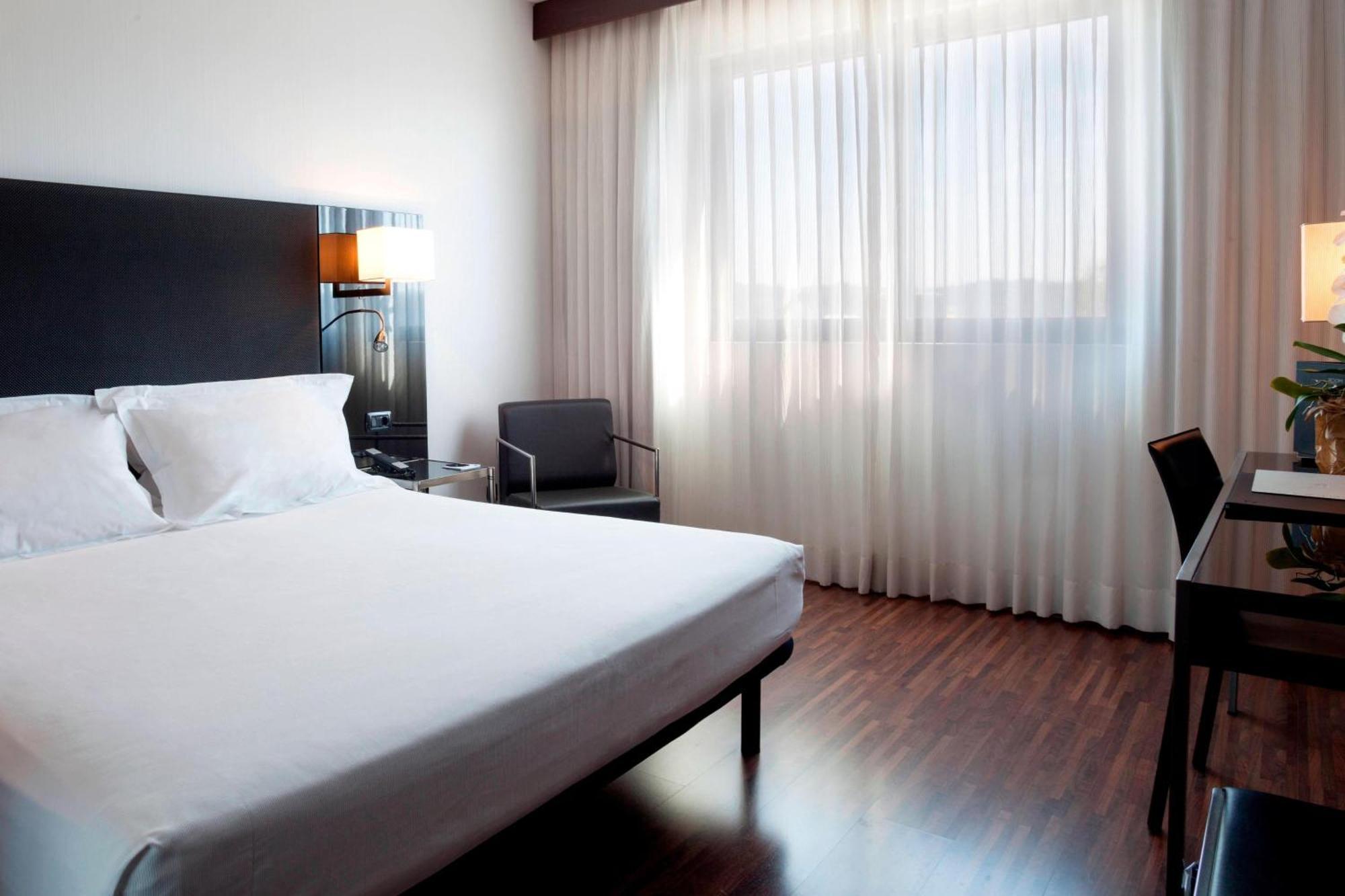 Ac Hotel Padova By Marriott Exterior photo