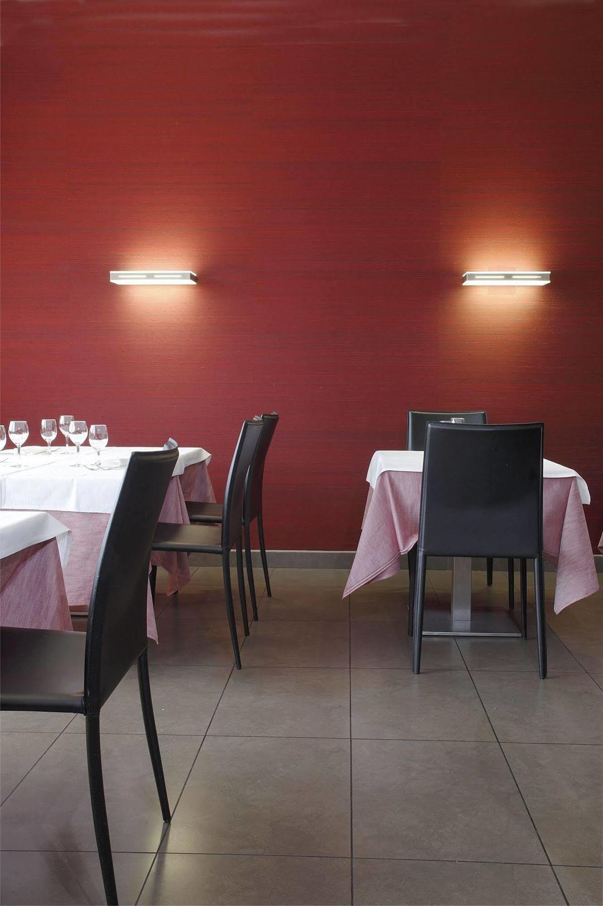 Ac Hotel Padova By Marriott Exterior photo